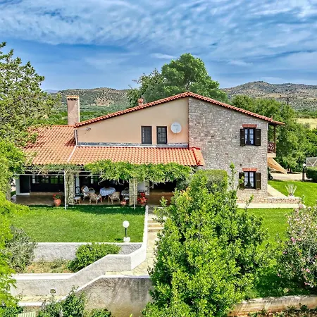 Orange Grove Villa *