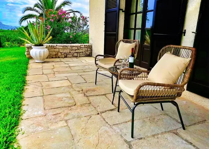 Orange Grove 纳夫普利翁