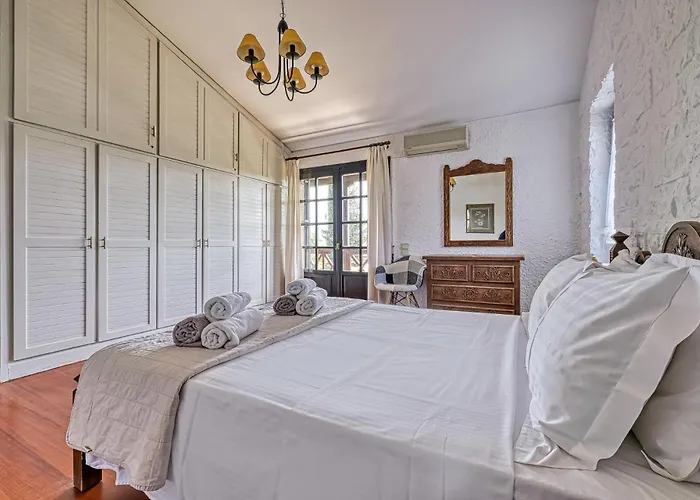 别墅 Orange Grove 纳夫普利翁